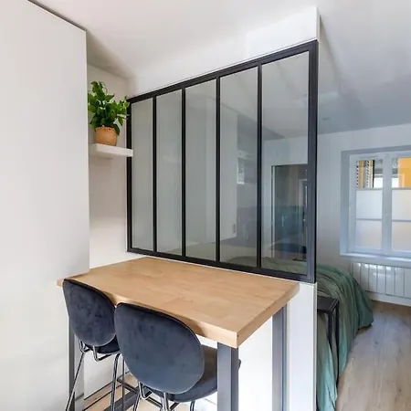 Διαμέρισμα Contemporain Renove A 14eme
