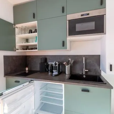 Διαμέρισμα Contemporain Renove A 14eme *